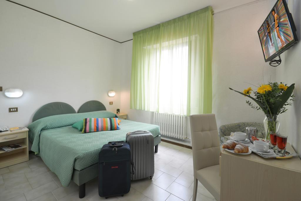 Albergo Martini เคียนเชียโนแตร์เม ห้อง รูปภาพ