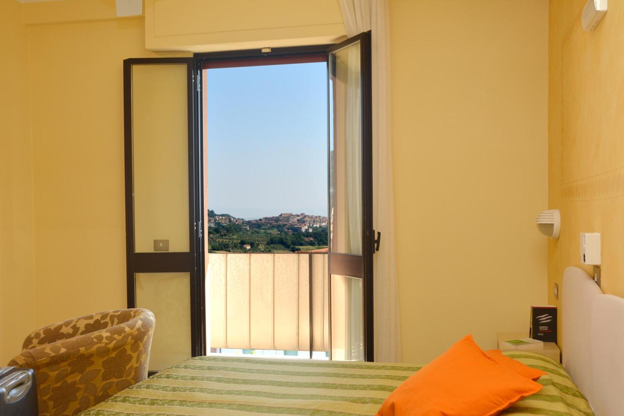 Albergo Martini เคียนเชียโนแตร์เม ห้อง รูปภาพ